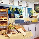- Montagne Verte & Restaurant Louisiane 호텔 스트라스부르