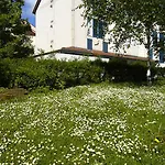 - Montagne Verte & Restaurant Louisiane