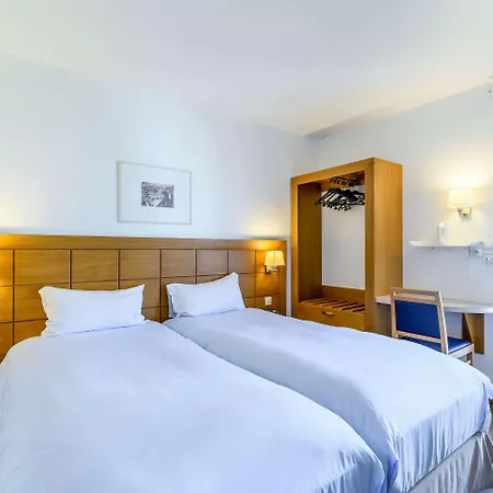 Hotel Strasbourg Montagne Verte & Restaurant - Free Parking 2*