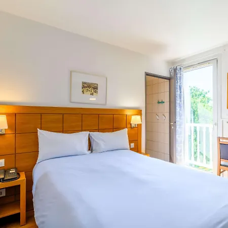 Hotel Strasbourg Montagne Verte & Restaurant - Free Parking
