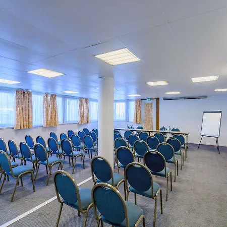 Hotel Strasbourg Montagne Verte & Restaurant - Free Parking 2* Štrasburk