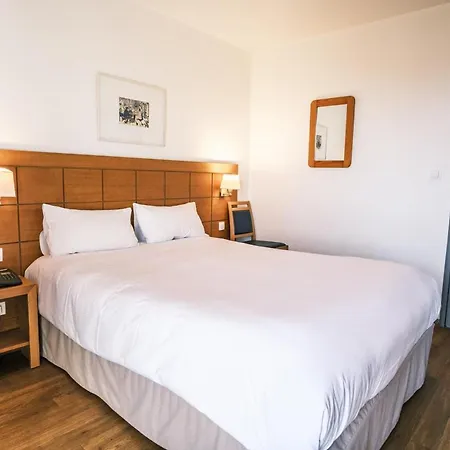 Hotel Hotel Strasbourg Montagne Verte & Restaurant - Free Parking Estrasburgo