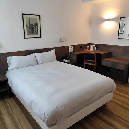 Hotel Strasbourg Montagne Verte & Restaurant - Free Parking Hotel