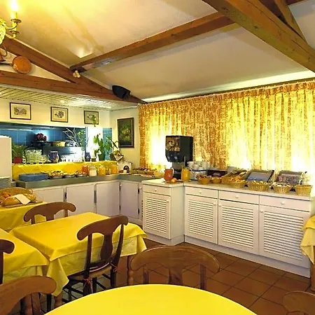 Hotel - Montagne Verte & Restaurant Louisiane Strasburg