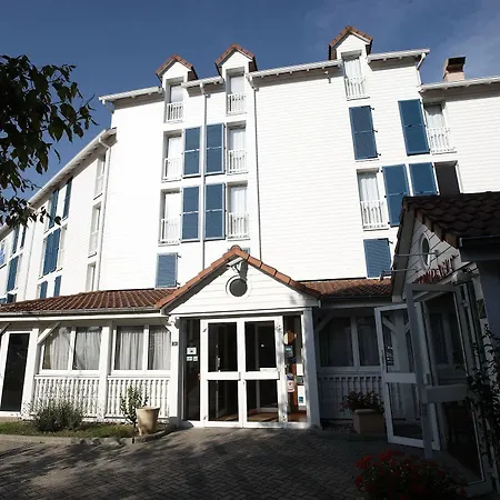 - Montagne Verte & Restaurant Louisiane ストラスブール