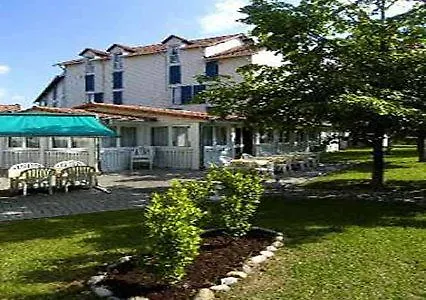 Hotel Strasbourg Montagne Verte & Restaurant - Free Parking 2* Štrasburk