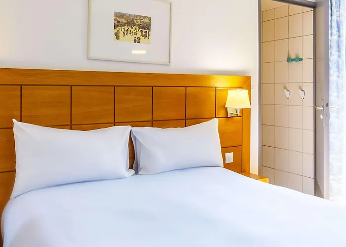 - Montagne Verte & Restaurant Louisiane Hotel Strasbourg