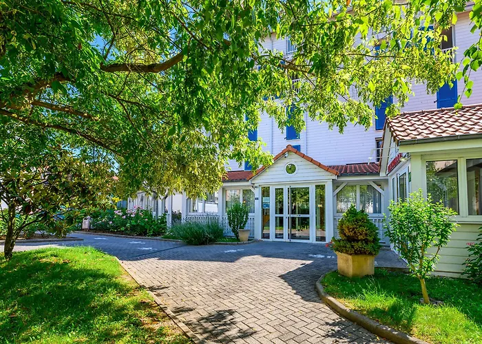 - Montagne Verte & Restaurant Louisiane Hotel Strasbourg