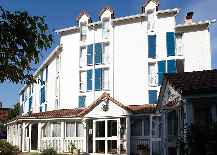 Hotel - Montagne Verte & Restaurant Louisiane Strasbourg