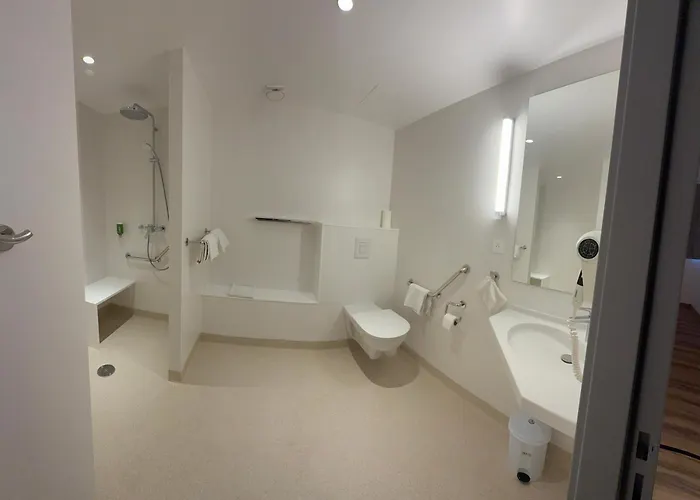 - Montagne Verte & Restaurant Louisiane Hotel 2*