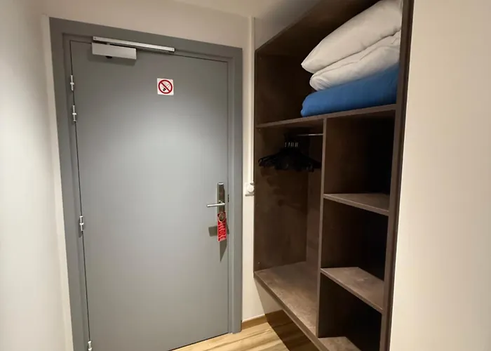 Hotel - Montagne Verte & Restaurant Louisiane Strasbourg