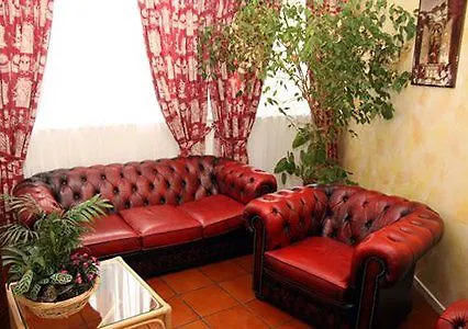 - Montagne Verte & Restaurant Louisiane