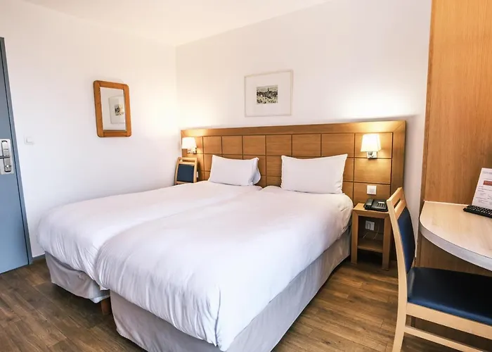 - Montagne Verte & Restaurant Louisiane Otel 2*