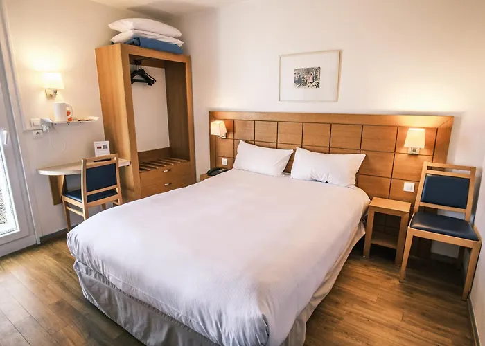 - Montagne Verte & Restaurant Louisiane Otel